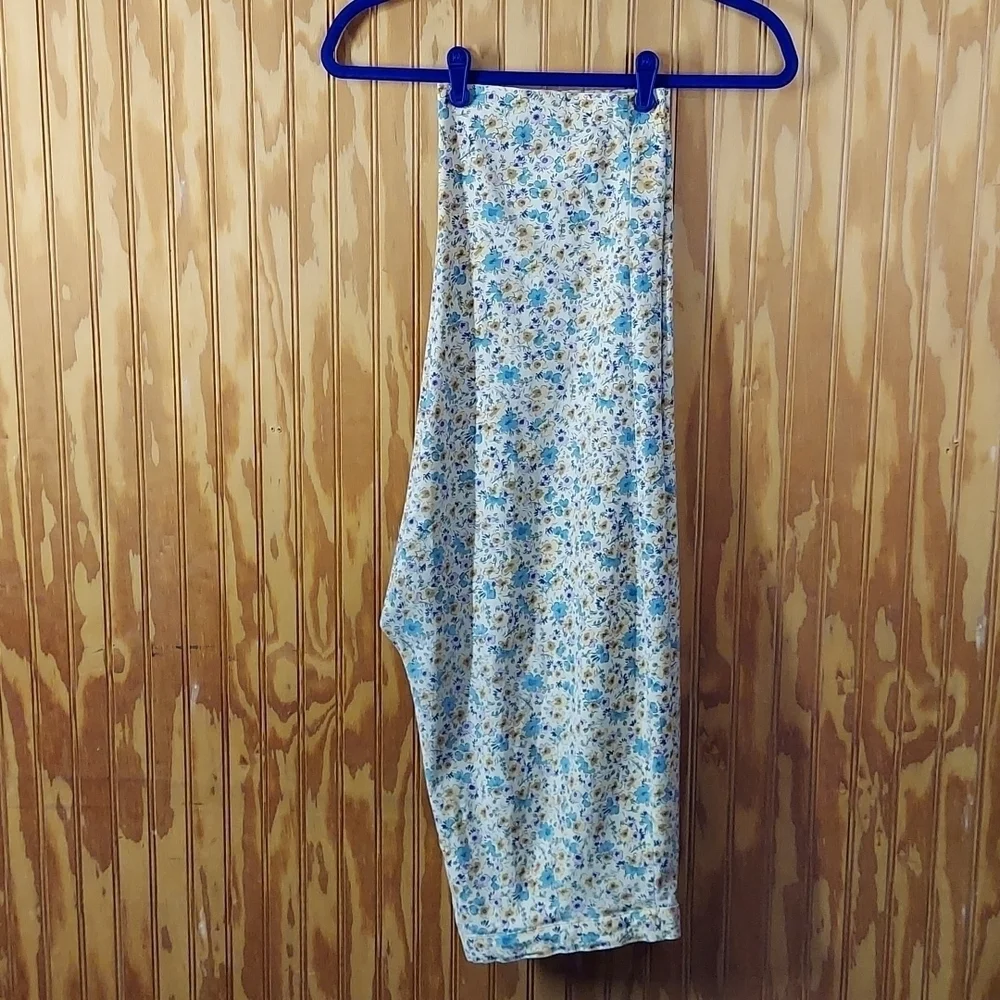 Indulgence vintage floral stretch